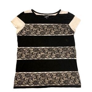 Ann Taylor Loft short sleeve lace Top Small